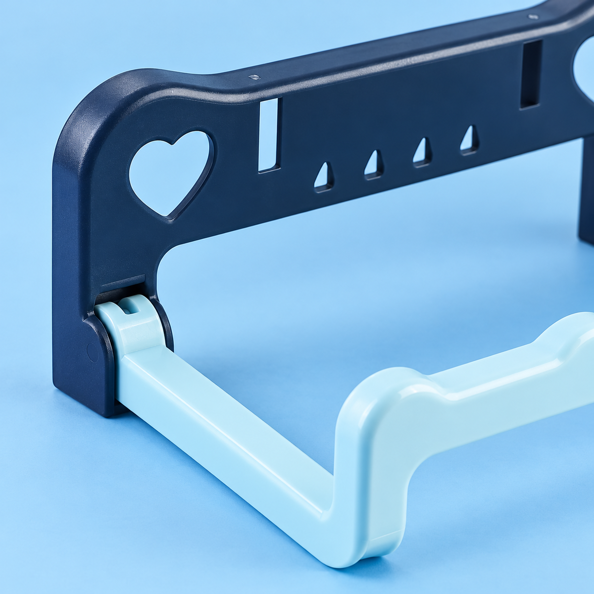 Blue Folding Basin Wall Holder material and construction detail